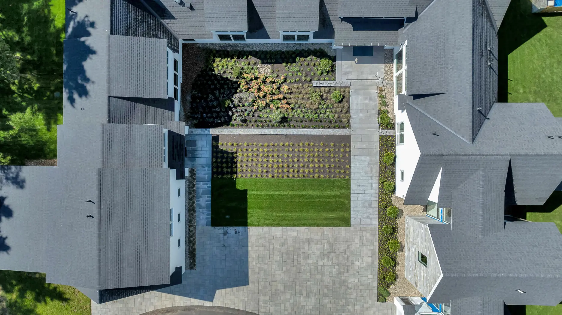 104 Spruce_0277