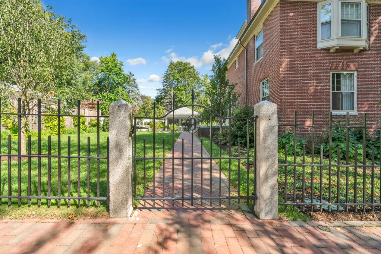 _9 Bowdoin1383